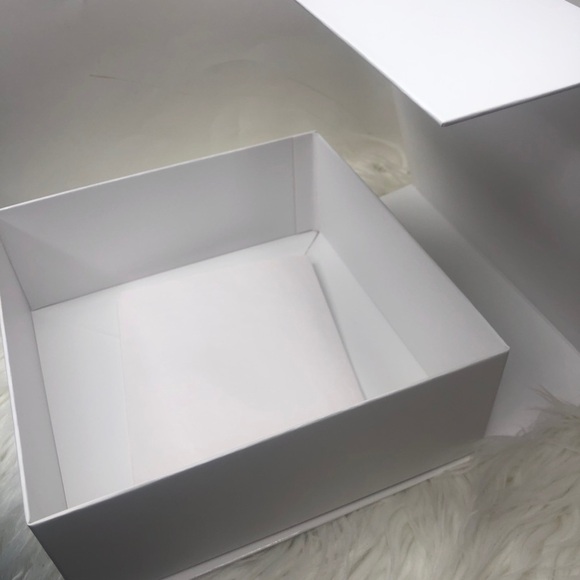 𝅺LA Femme Prada Gift Box storage box - Picture 8 of 12